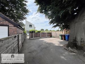 Parking- click for photo gallery